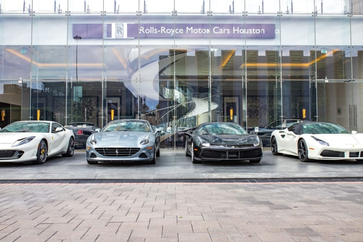 Houston-based-luxury-auto-dealer-to-integrate-bitcoin-services