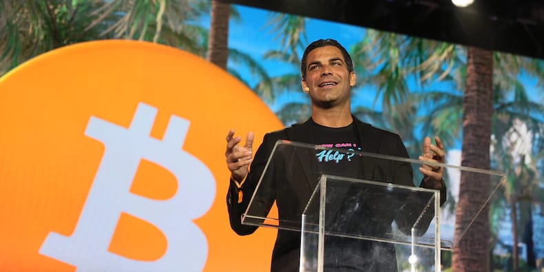Miami-mayor-to-take-his-entire-salary-in-bitcoin