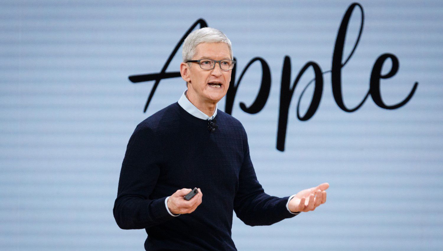 Apple-ceo-tim-cook-reveals-he-owns-crypto-but-has-no-plans-to-buy-it-for-the-company