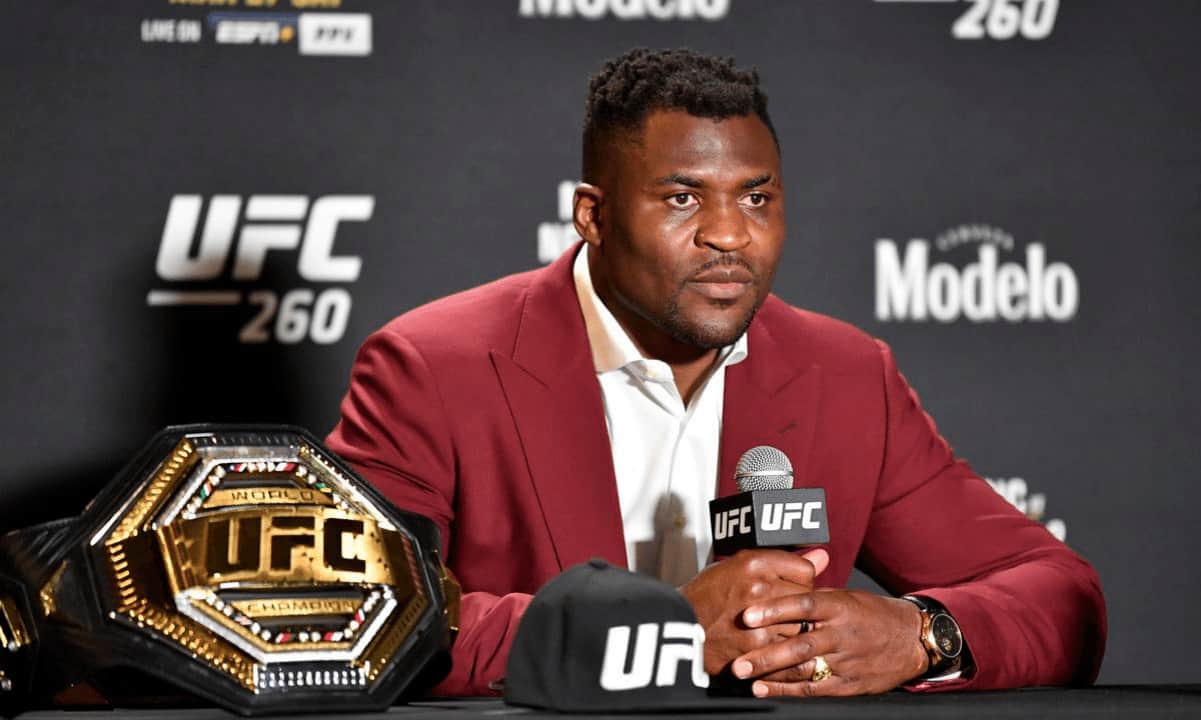 Ufc-champion-francis-ngannou-considers-taking-50%-of-his-next-fight-earnings-in-bitcoin