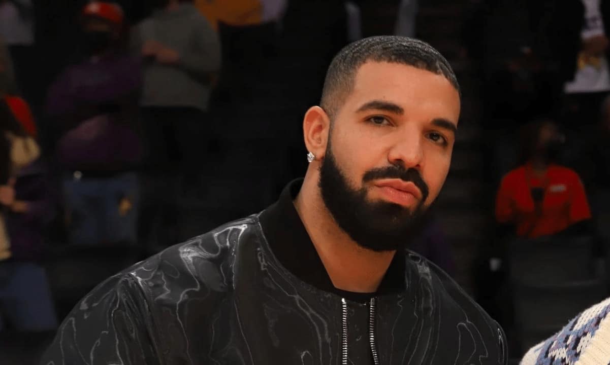 This-is-what-happened-with-drake’s-$1.3m-bitcoin-bet-on-the-super-bowl