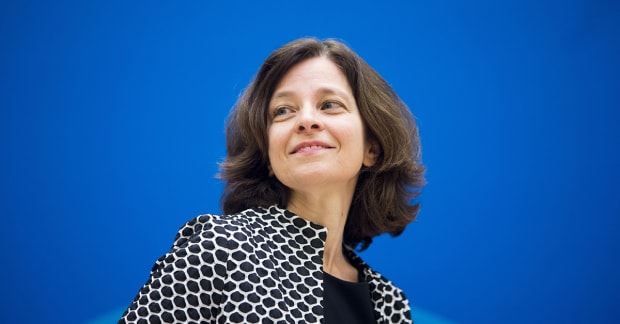 With-sarah-bloom-raskin-up-for-big-fed-role,-will-regulation-turn-against-bitcoin?