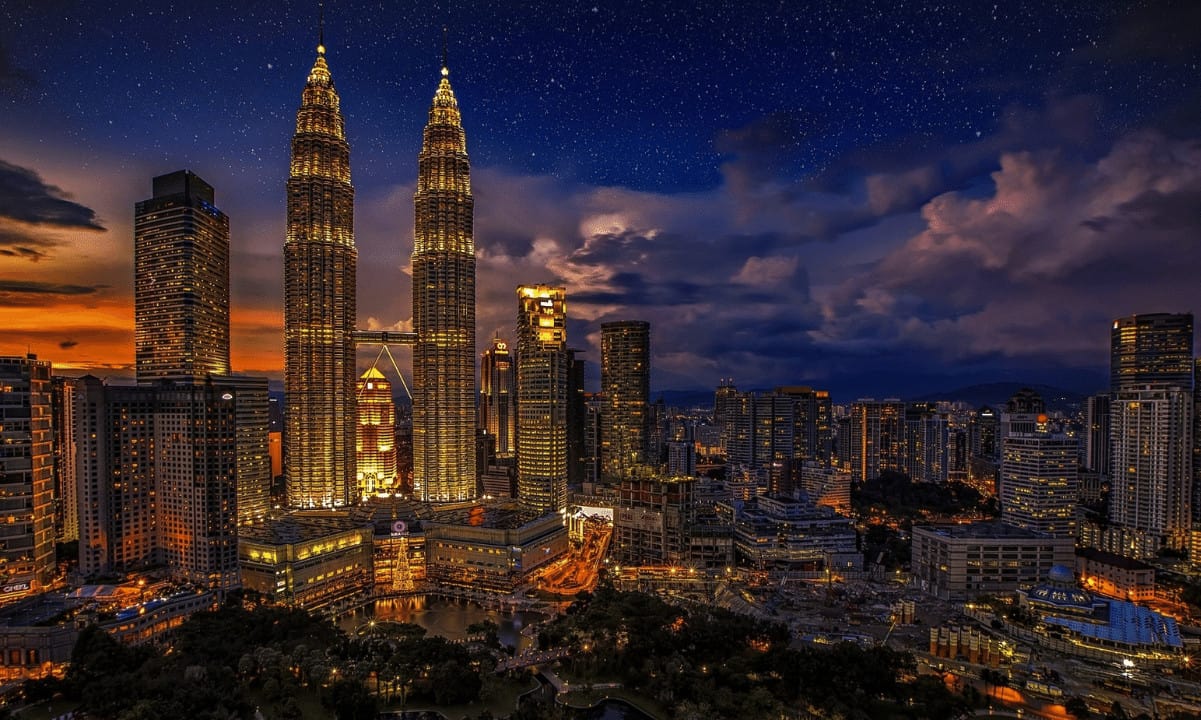 Malaysian-authorities-seized-$13m-worth-crypto-mining-equipment-in-2021:-report