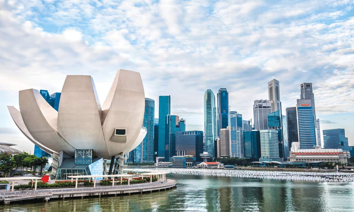 Singapore-passes-stricter-law-for-crypto-businesses:-report