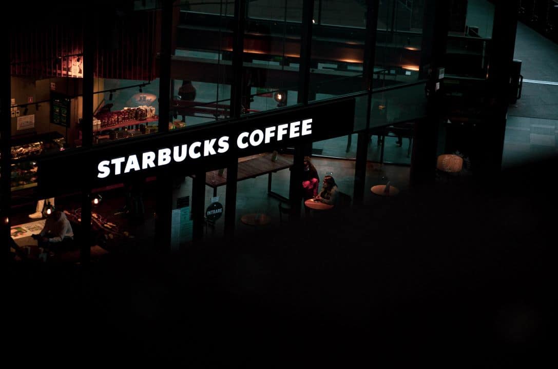 Starbucks-will-enter-the-metaverse-business-in-2022,-ceo-confirms