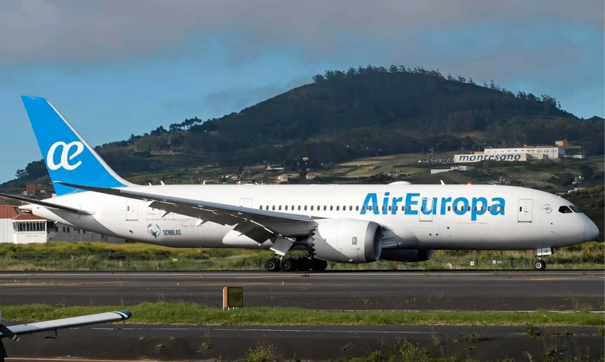 Air-europa-releases-the-first-nft-flight-ticket-series on-algorand