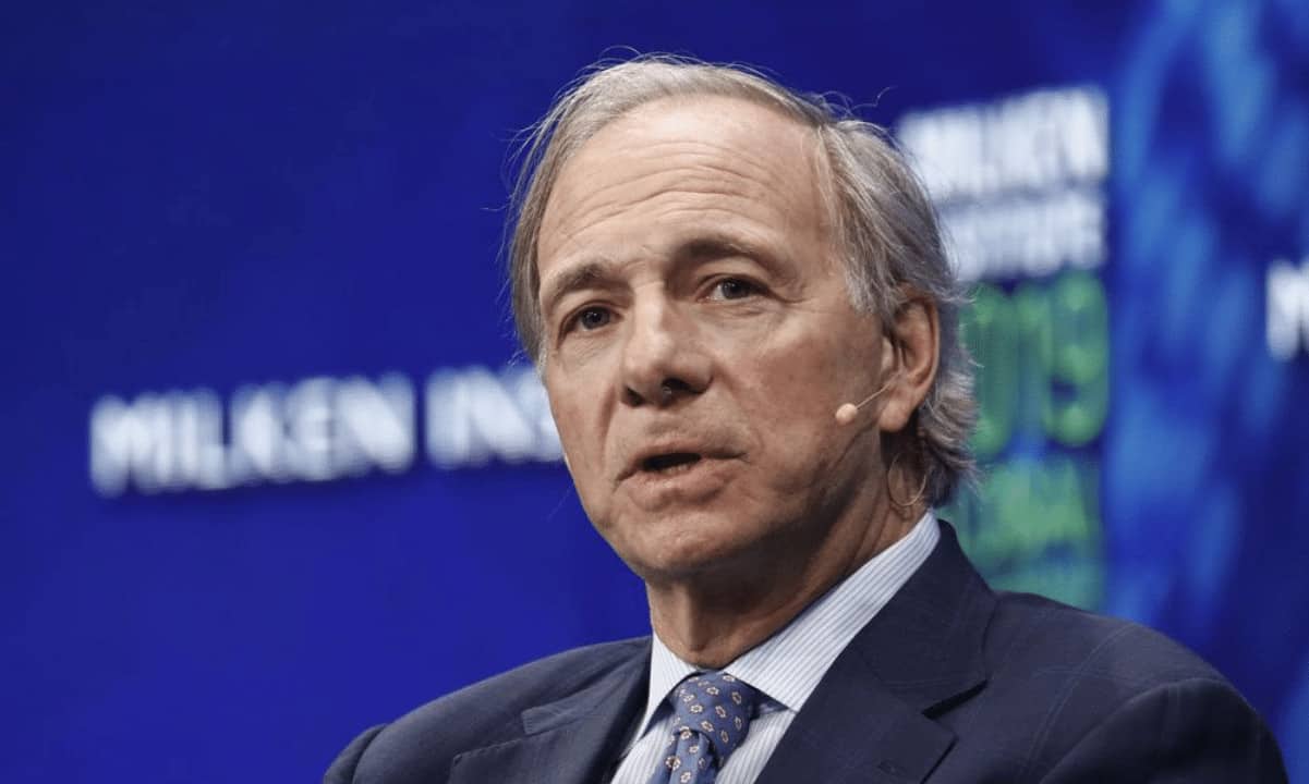 Ray-dalio:-bitcoin-is-not-a-good-competitor-against-gold