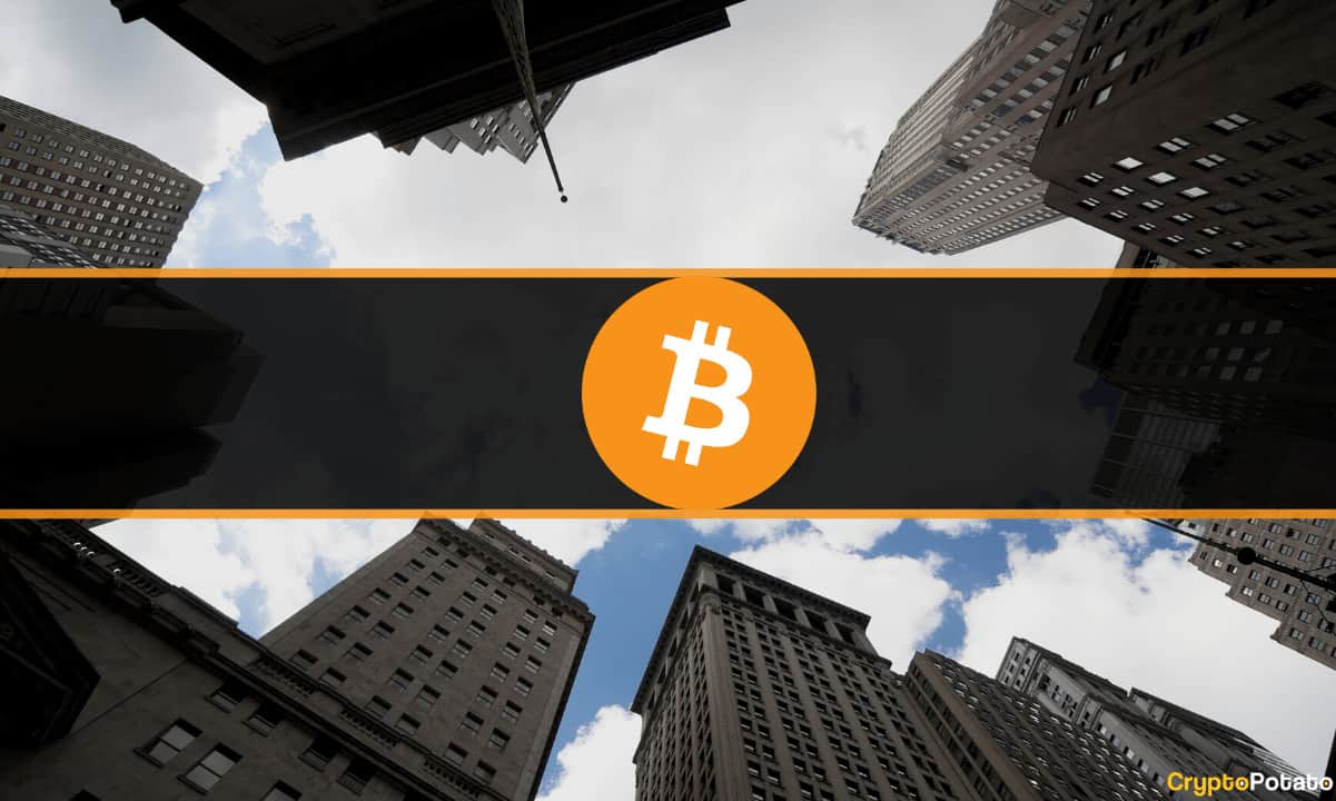 Bitcoin-correlation-to-wall-street-persists,-market-calms-down-following-terra-demise:-this-week’s-crypto-recap
