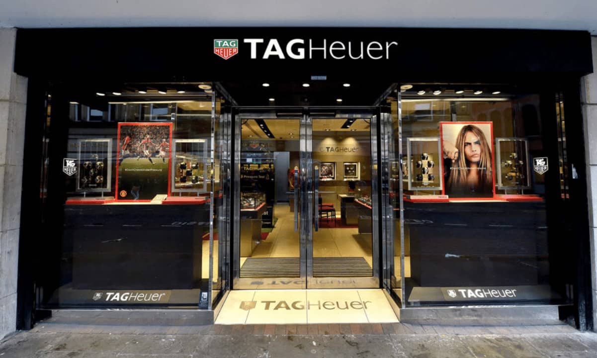 Swiss-luxury-watchmaker-tag-heuer-accepts-bitcoin,-shiba-inu,-stablecoin-payments-in-the-us