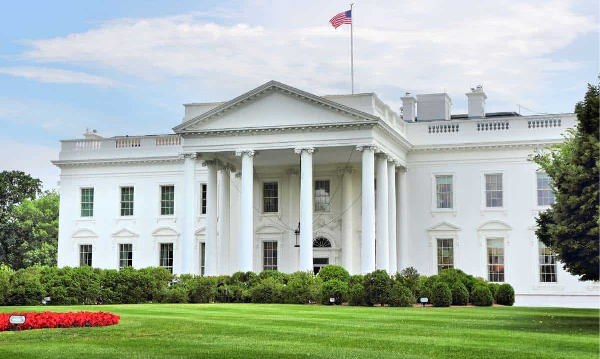 White-house-drafts-report-on-energy-consumption,-crypto-mining-in-scope