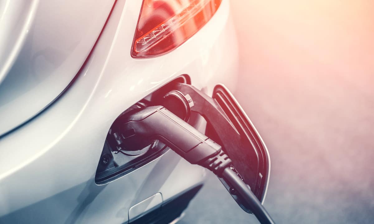 Pow-and-pos-are-crypto-versions-of-fossil-fuel-cars-and-electric-vehicles:-ecb-report