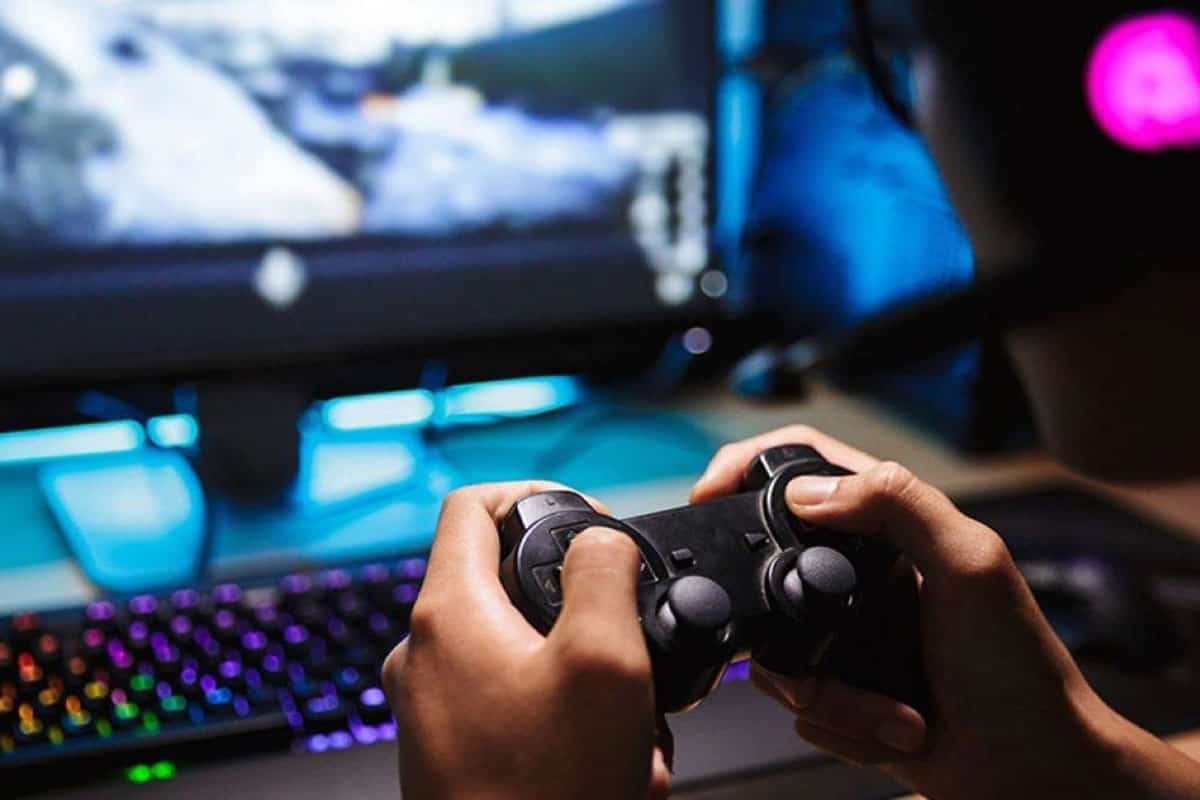 Weakness-in-nfts-spills-over-to-blockchain-gaming:-report