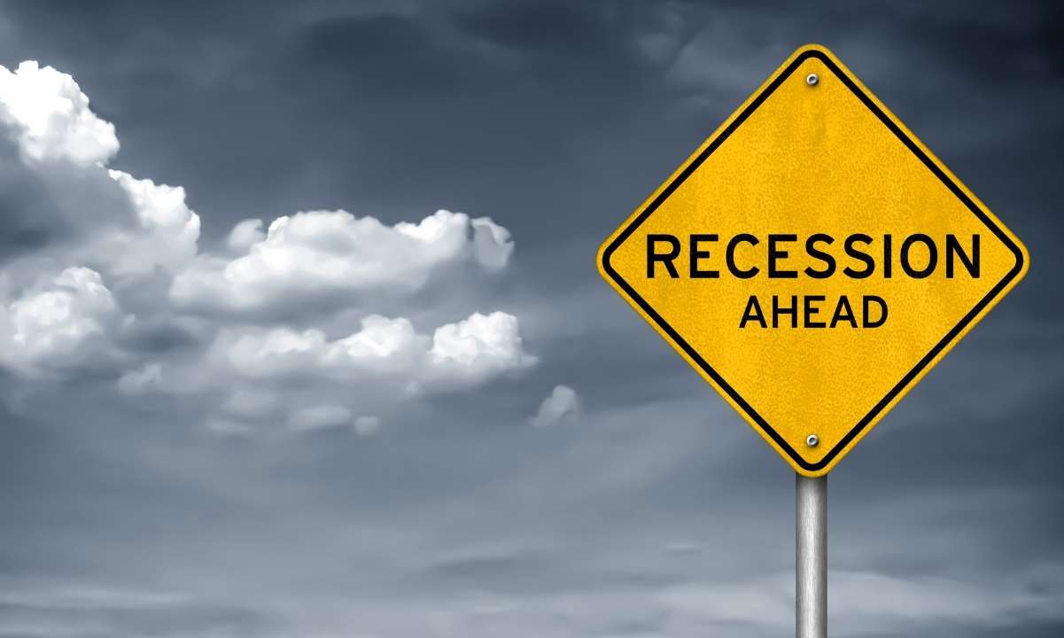 World-teeters-on-recession:-what-it-means-for-crypto-(opinion)