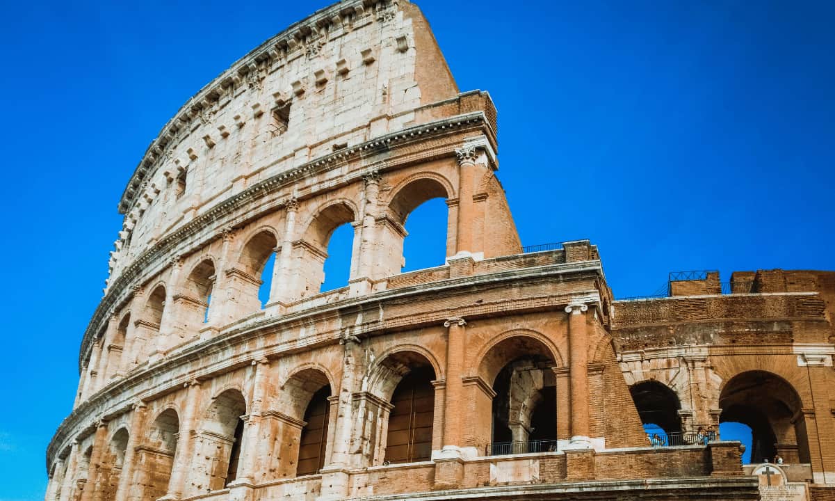 Italy-to-start-taxing-crypto-trading-gains-from-2023-(report)