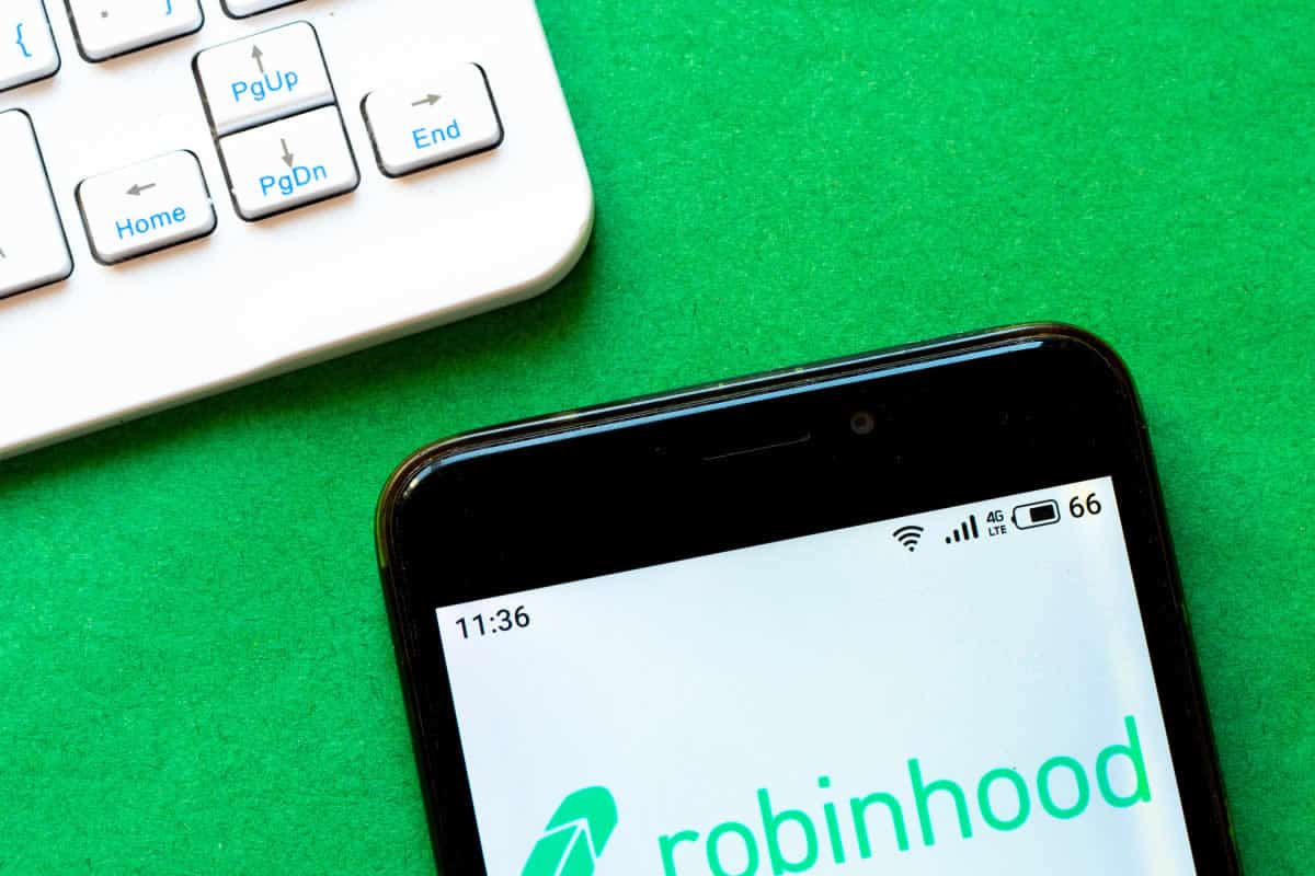 Citi-downgrades-robinhood-stock-to-neutral,-cites-ftx-fallout-concerns