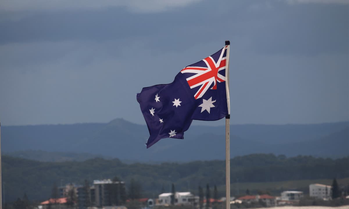 Australia-to-postpone-implementing-crypto-regulations-due-to-investor-outflows