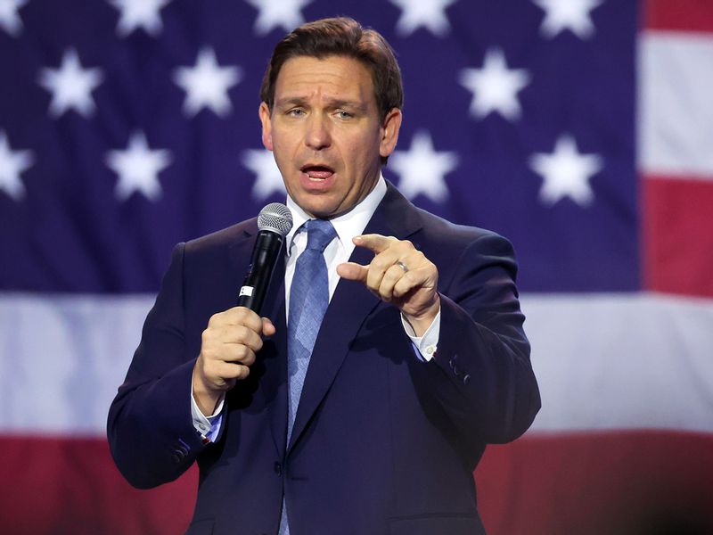 Florida-gov.-ron-desantis-proposes-law-to-ban-cbdcs