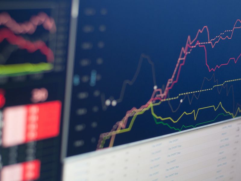 Dfyn-version-2-goes-live-with-on-chain-limit-orders-and-enhanced-dex-security