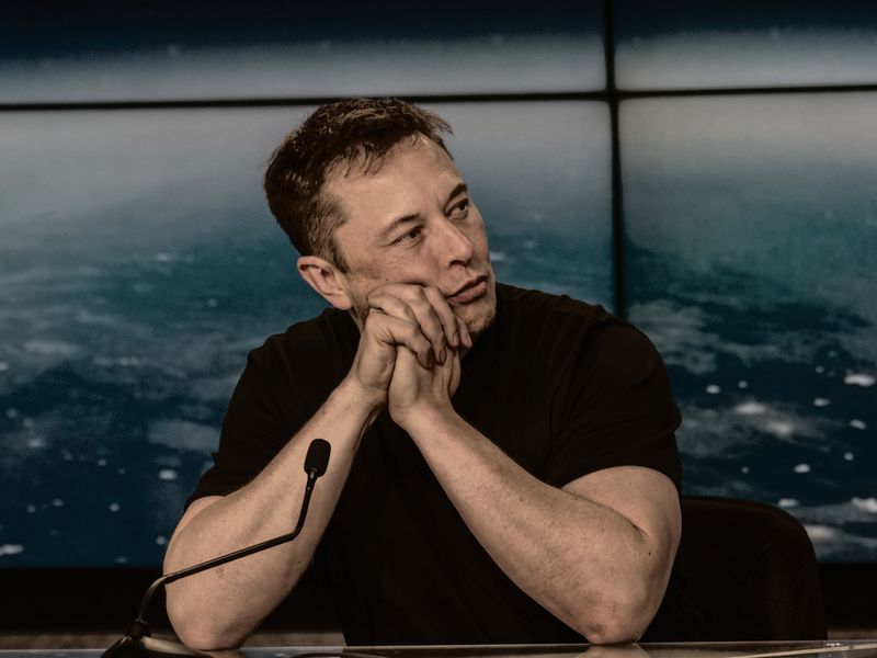 Elon-musk’s-twitter,-crypto’s-town-square,-has-found-a-new-ceo