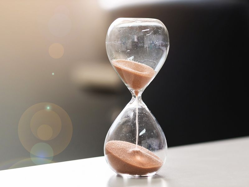 Crypto-startup-hourglass-starts-unique-marketplace-to-trade-locked-up-defi-assets