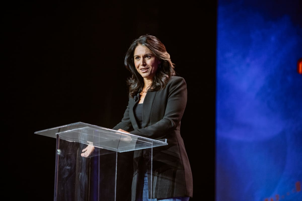 Speaking-at-bitcoin-2023,-tulsi-gabbard-describes-how-a-us.-cbdc-threatens-freedom