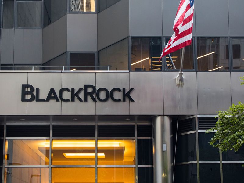 Blackrock’s-ishares-files-paperwork-for-spot-bitcoin-etf