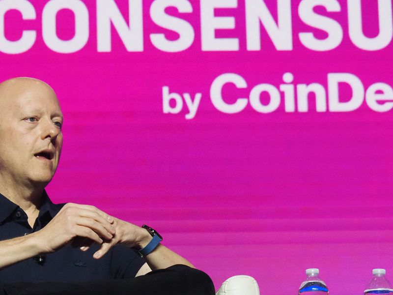 Circle’s-allaire-says-bitcoin-etfs-likely-to-be-approved:-bloomberg