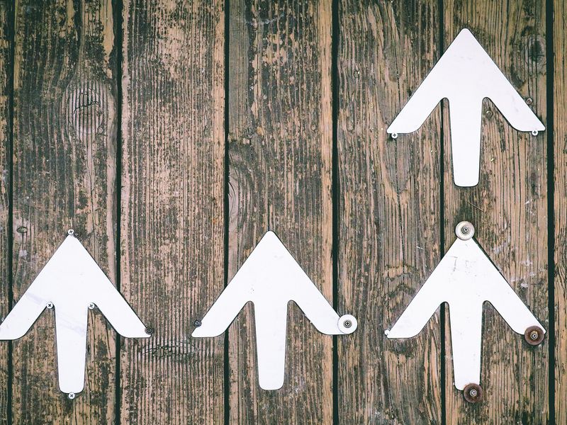 Barclays-joins-wall-street-analysts-calling-xrp-ruling-positive-for-coinbase