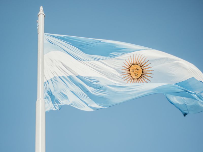 Worldcoin-regulatory-scrutiny-grows-as-argentina-opens-investigation