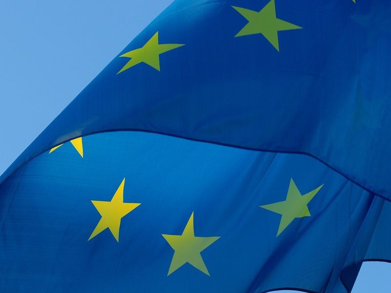 Eu-markets-regulator-warns-of-defi’s-‘serious-risks’