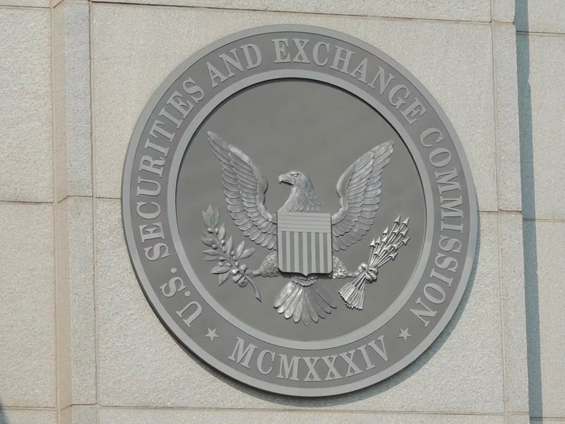 First-mover-americas:-sec-sues-kraken;-binance-faces-$4b-settlement