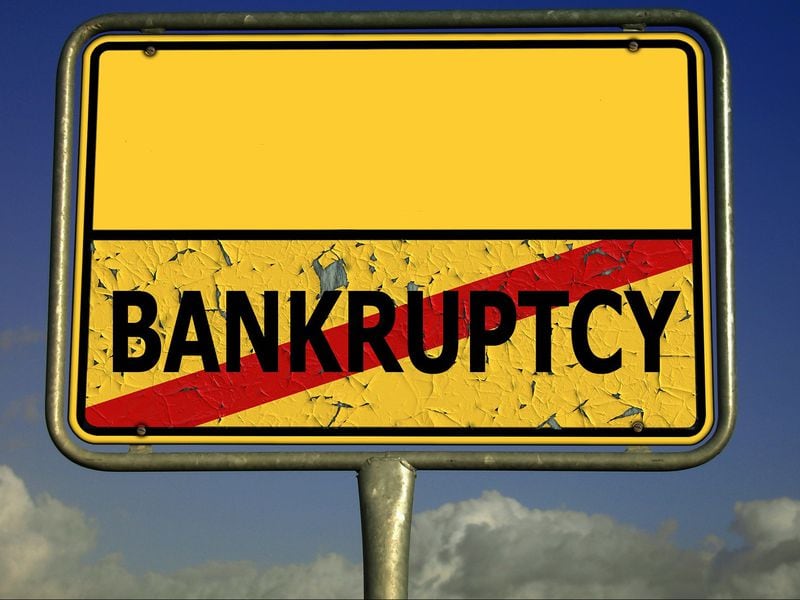 Crypto-firm-safemoon-files-for-chapter-7-bankruptcy,-sfm-plunges-42%