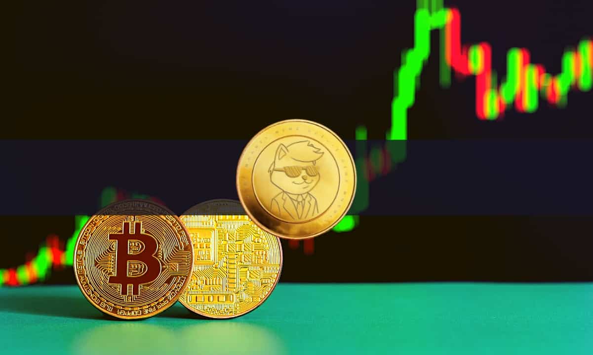 Popular-analyst-says-bitcoin-will-grow-to-$100k,-meme-moguls-to-introduce-simulated-trading-with-p2e-elements