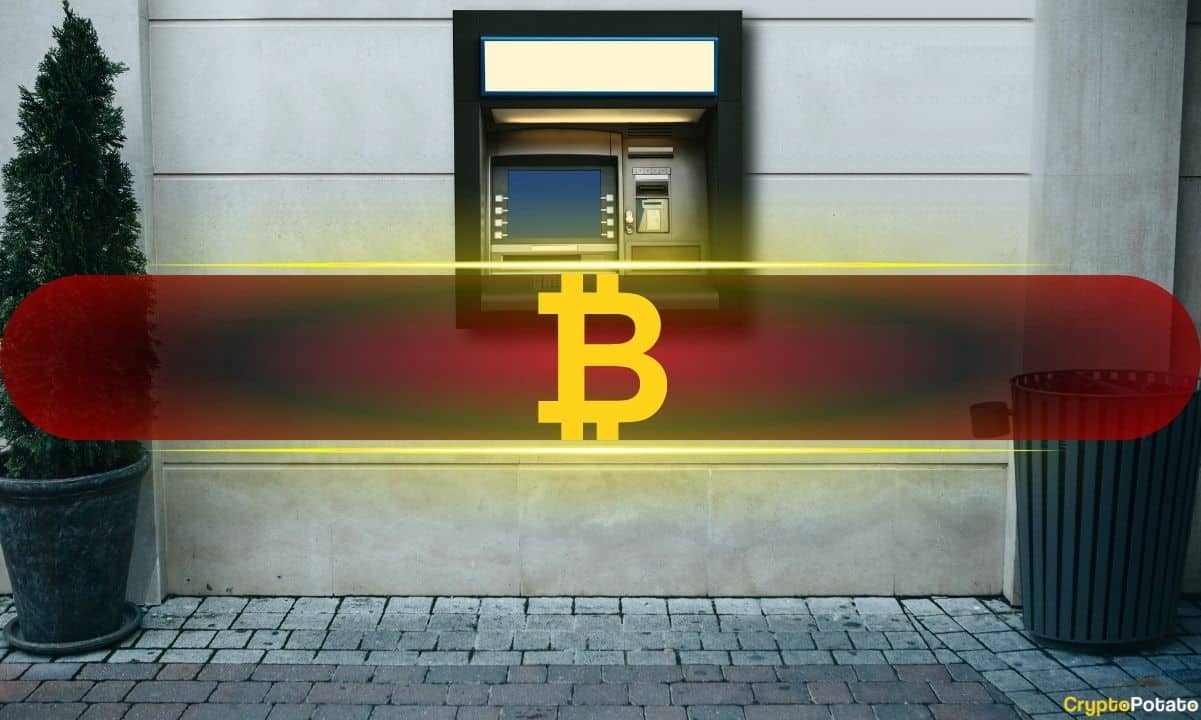 Bitcoin-atm-numbers-decline-globally-despite-record-breaking-year:-data