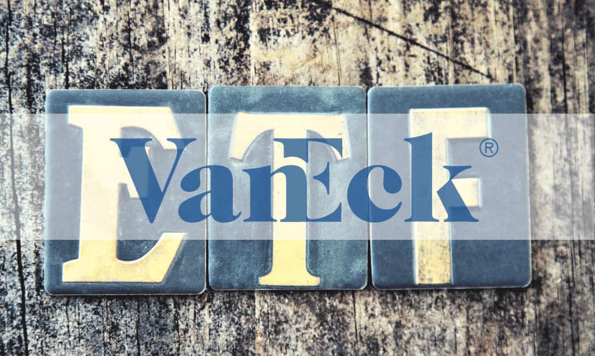 Vaneck-to-close-bitcoin-strategy-etf-one-week-after-spot-etf-approval