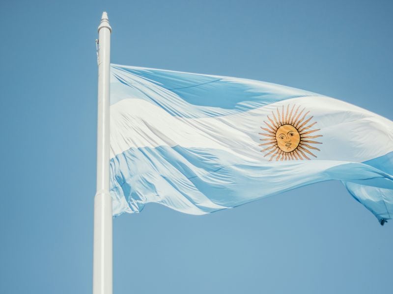 Tether-and-circle-stablecoin-purchases-dominate-in-argentina