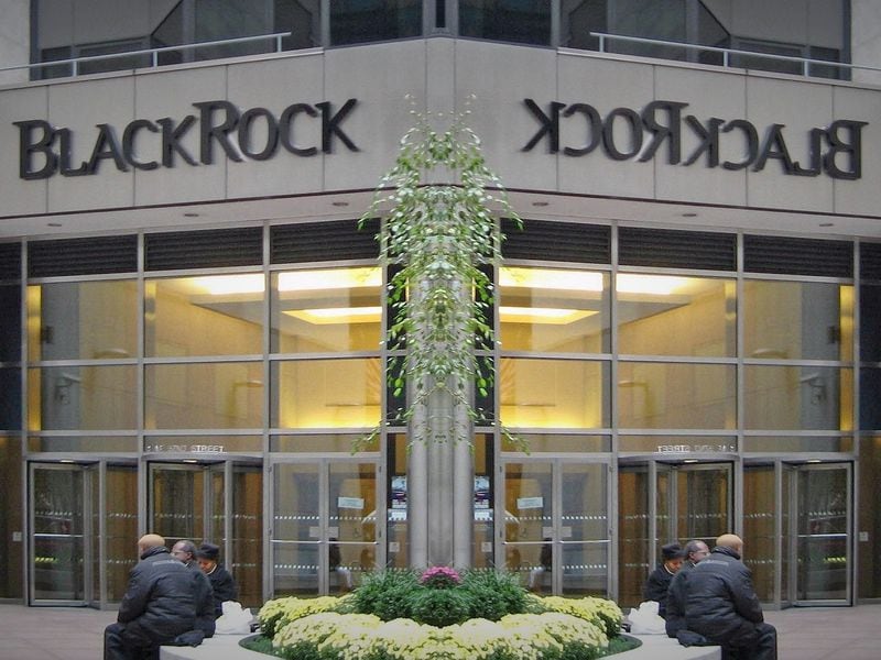 Blackrock-plans-to-acquire-spot-bitcoin-etps-for-its-global-allocation-fund