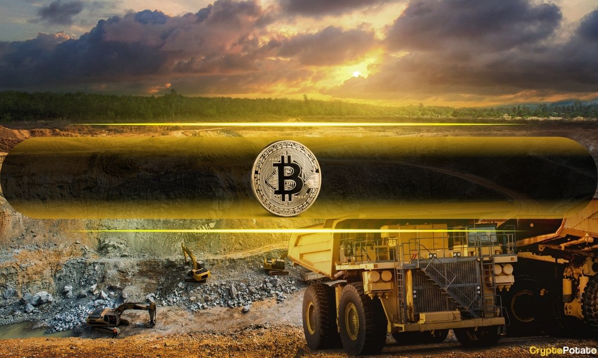 Daily-bitcoin-miner-revenue-reached-new-peak-amid-btc-rall,-exceeding-april-2021-levels