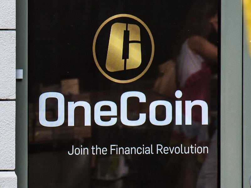 Onecoin-compliance-chief-sentenced-to-4-years-in-prison-for-role-in-$4b-ponzi-scheme