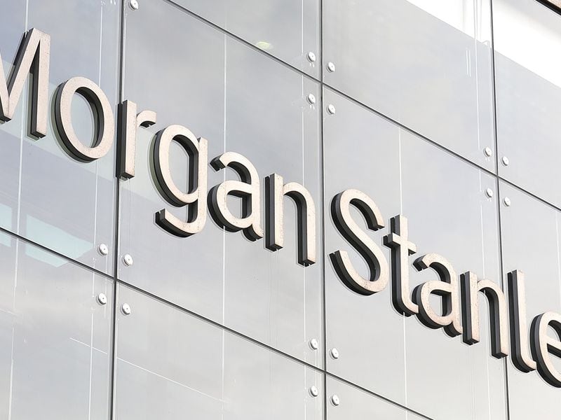 Morgan-stanley-may-soon-allow-brokers-to-pitch-bitcoin-etfs-to-customers:-report