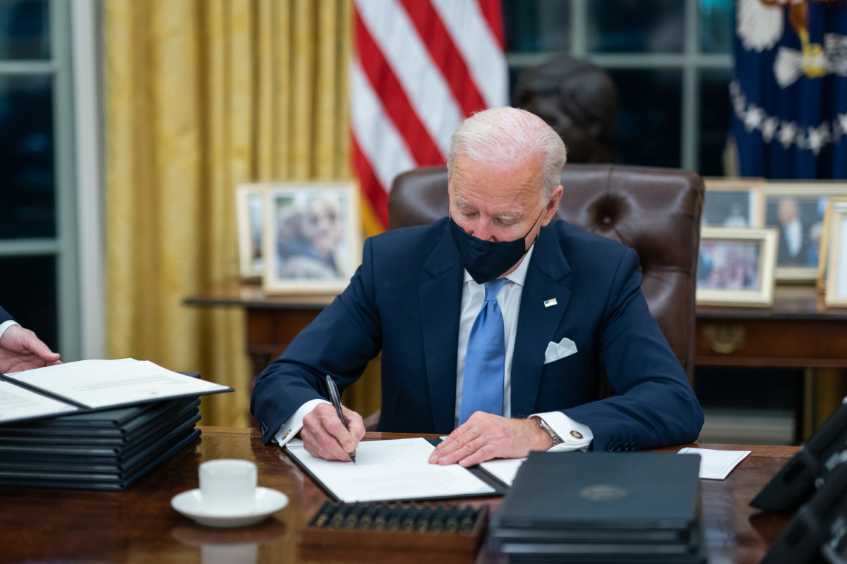 Why-joe-biden-hates-bitcoin