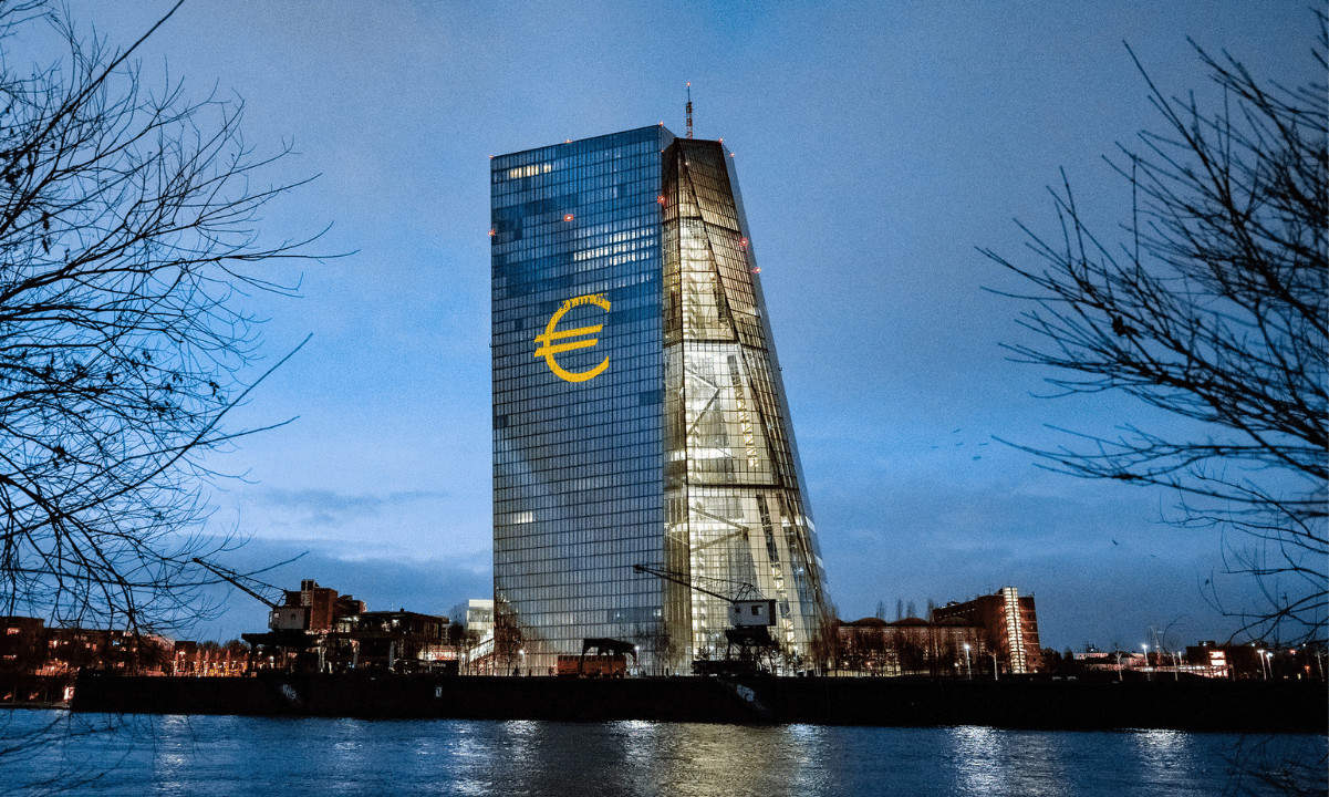 Bitcoin-investors-brace-for-impact-of-ecb,-fed-policy-moves