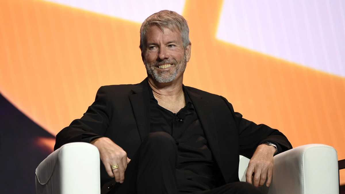 Michael-saylor’s-microstrategy-to-raise-$500m-to-buy-more-bitcoin