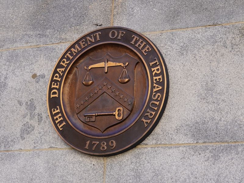 Us.-treasury-issues-crypto-tax-regime-for-2025,-delays-rules-for-non-custodians
