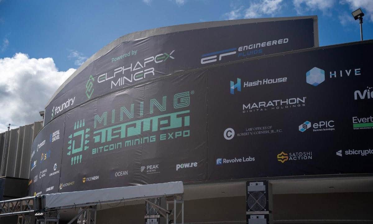 Foundationlogic-unveils-silent-home-miner-at-mining-disrupt-2024