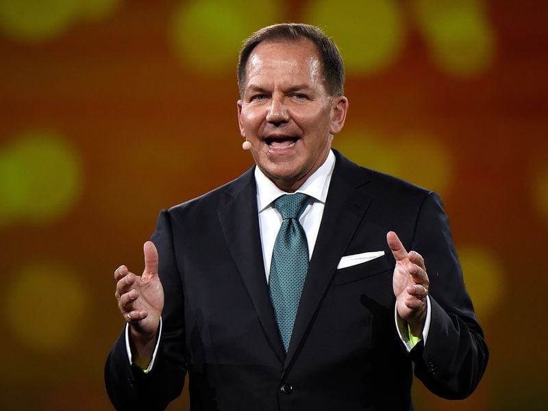 Paul-tudor-jones:-‘all-roads-lead-to-inflation;’-he’s-long-bitcoin-and-gold