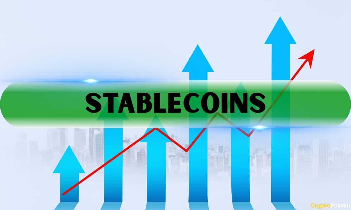 Stablecoin-liquidity-reaches-record-high-$220b:-report