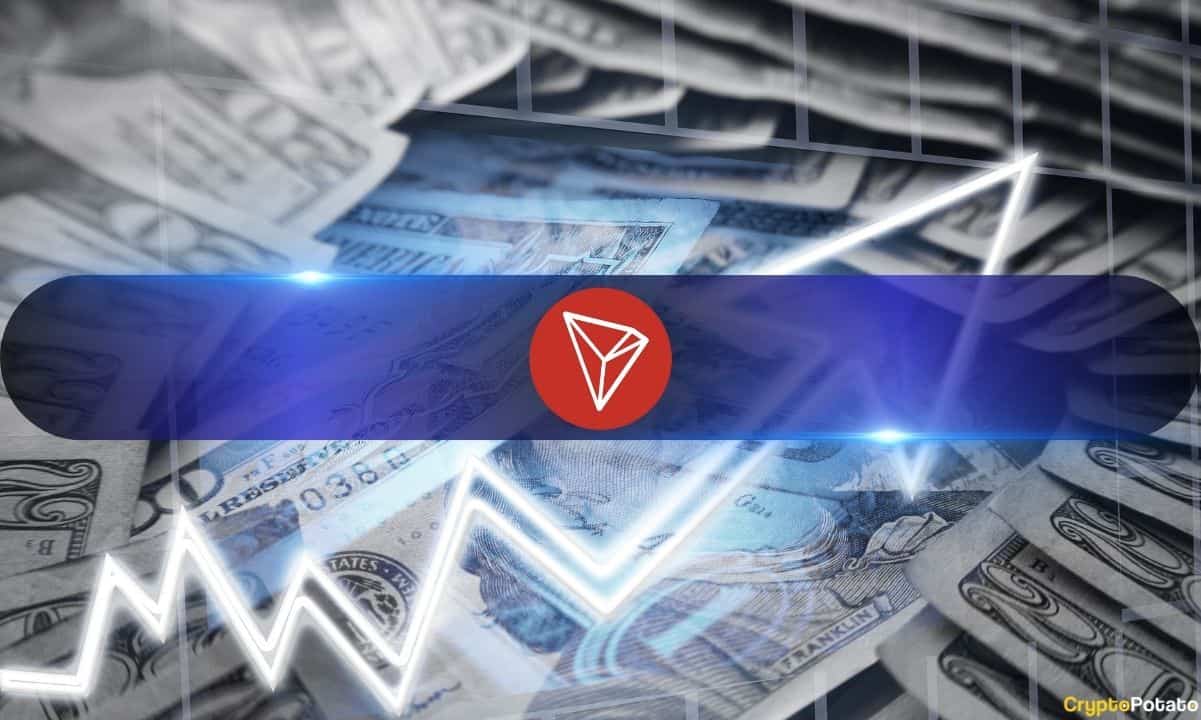 Decoupling-trend-emerges-in-tron-network:-trx-rises,-smart-contract-creation-flattens